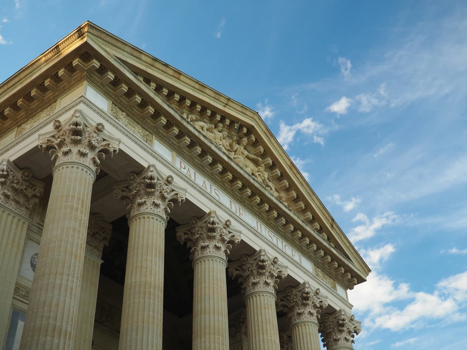 Justice symbol representing The Law Lion's commitment to fair and accurate legal writing assistance